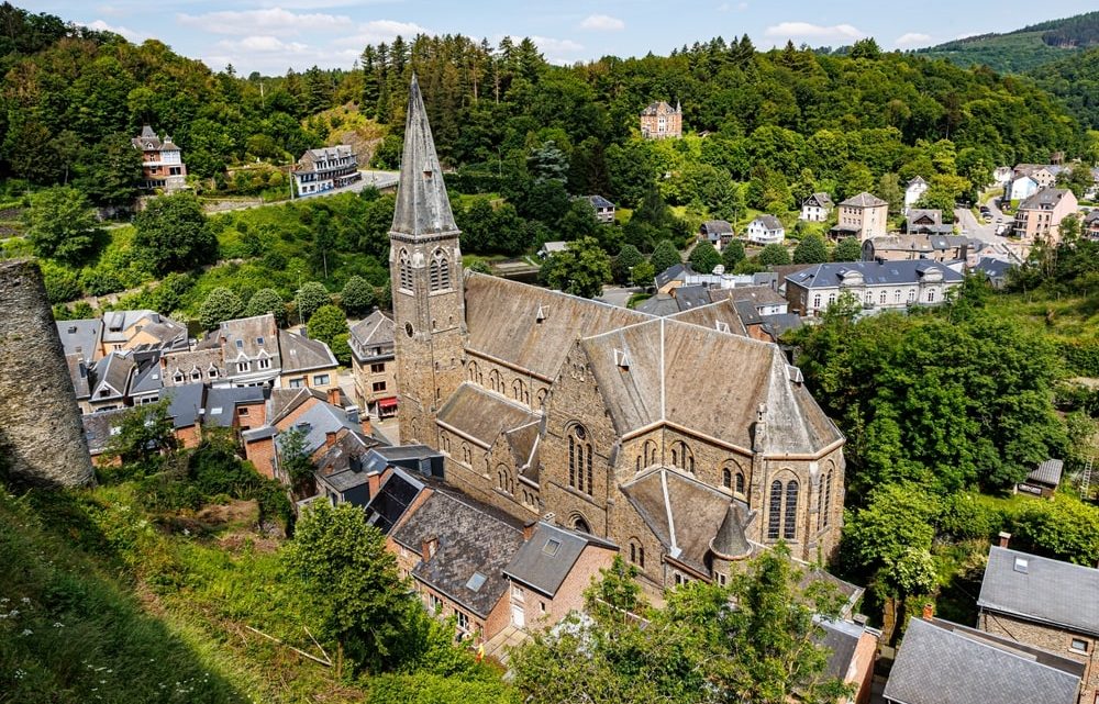 Découverte des plus beaux villages de Wallonie : charme et authenticité