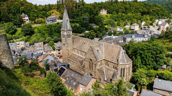 Découverte des plus beaux villages de Wallonie : charme et authenticité